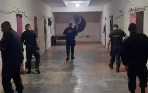 Incautan celular de un interno que tiene condena por homicidio doloso