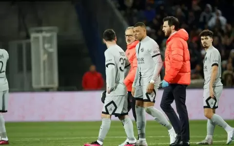 Lesi�n margina a Mbapp� del partido ante Bayern M�nich