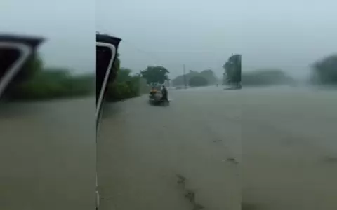 Inundaci�n en Puerto Casado: �Los barrios est�n bajo agua y el pueblo no est� preparado�