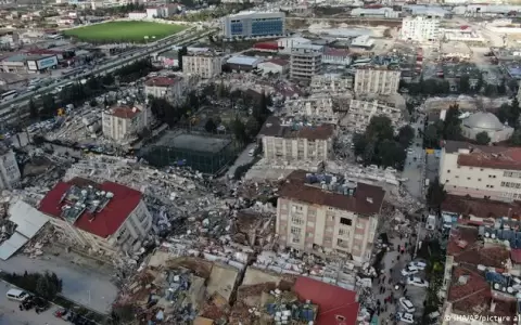Muertos por sismo en Turqu�a y Siria superan los 9.500