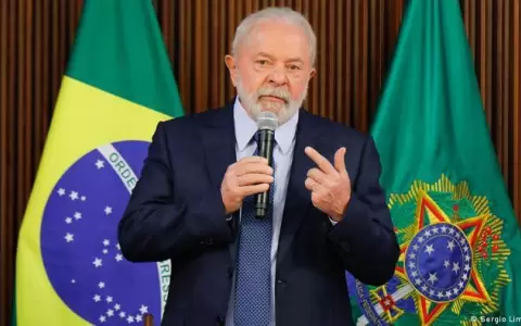 Lula admite posibilidad de disputar la reelecci�n en 2026