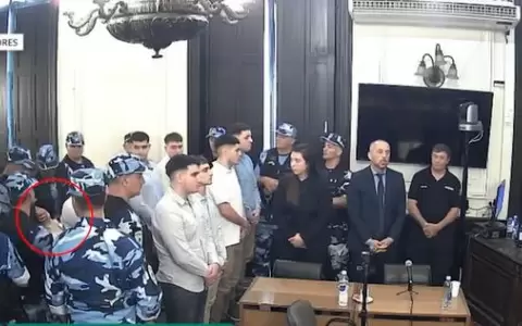 M�ximo Thomsen se descompens� luego de escuchar la condena a perpetua y fue retirado de la sala