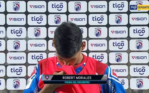 Hasta las l�grimas: la emoci�n de Robert Morales al hablar de su gol