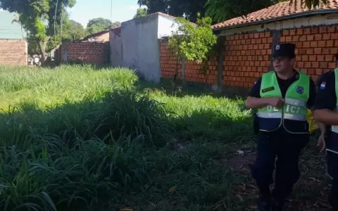 Hallan a reci�n nacida en un patio bald�o de San Antonio