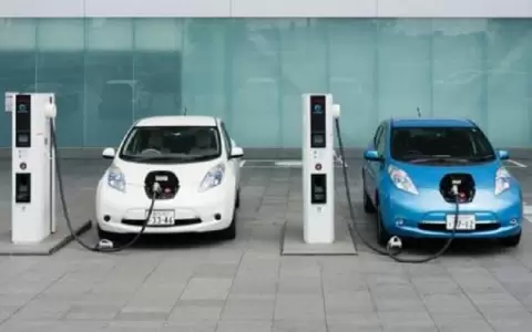 Paraguay y Corea firman acuerdo que desarrollar� la industria de m�viles el�ctricos