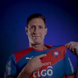 Facundo Sava suena para Olimpia