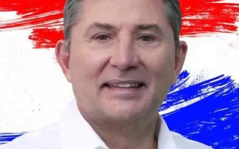 Candidato a senador sortea cenas por el D�a de los Enamorados como propaganda electoral