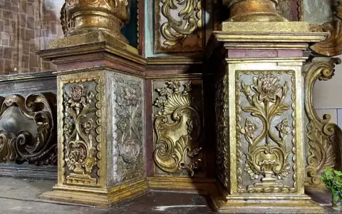 Retablo de la Iglesia de Trinidad: trabajos de puesta en valor  �