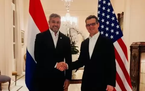 El presidente de la Rep�blica se reuni� con el subdirector de la CIA en Paraguay
