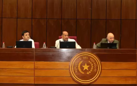Se cambia la hora: Senado rechaz� proyecto para mantener horario de verano