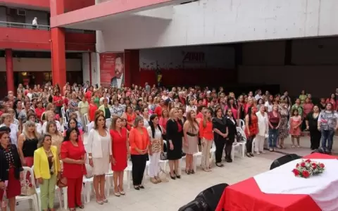Dirigente colorada reclama mayor espacio para mujeres en cargos p�blicos