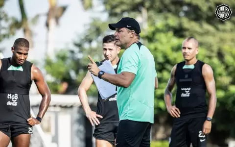 Olimpia: Diego Aguirre tiene tres dudas para enfrentar a Ameliano