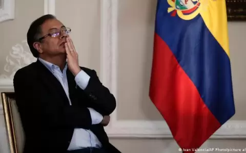 Petro convoca a negociadores de paz tras mort�fero ataque del ELN