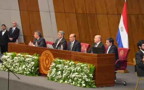 Jur� el nuevo fiscal general del Estado, Emiliano Rol�n