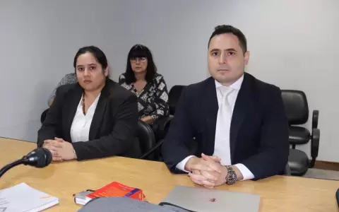 Contin�a juicio contra exfuncionarios fiscales por supuesta coima para beneficiar a un sindicado por violencia familiar