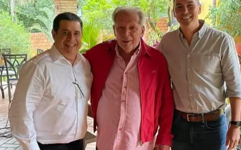 "Cal�" dice que hablar�a con Pe�a luego de que este reivindicara el stronismo