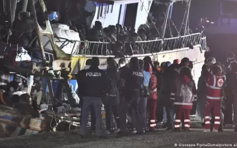 M�s de 1.300 migrantes desembarcan en Italia tras varios rescates