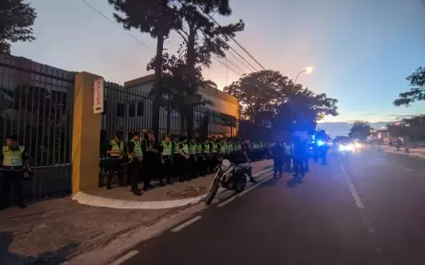 Gran operativo policial frente al TSJE, uno de los puntos principales de la marcha campesina
