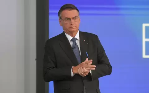 El esc�ndalo de las joyas que Arabia Saudita le regal� a Bolsonaro y que lo tiene en la mira
