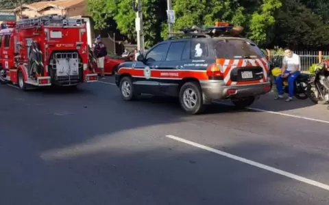 San Antonio: conductor de Bolt muere en choque sobre Acceso Sur