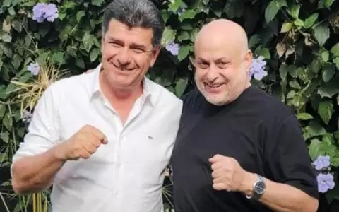 ��Payo� se bajar�a a favor de Efra�n?