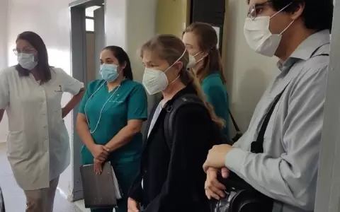 Profesionales de EE. UU. se interiorizan sobre epidemia de chikungunya en Hospital de Barrio Obrero