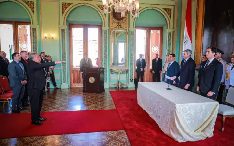 Rodolfo Segovia jur� como ministro de Obras P�blicas