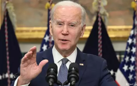 Biden: estadounidenses pueden tener confianza en el sistema bancario