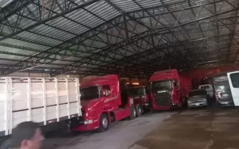 Encuentran en un dep�sito 39 veh�culos que pertenecer�an al clan Insfr�n