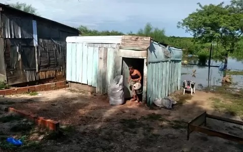 Crecida e inundaciones generan �xodo de damnificados en Concepci�n