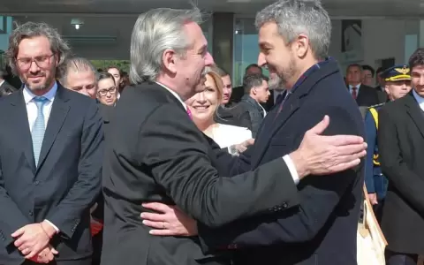 Sorpresivo encuentro fugaz entre presidentes de Paraguay y Argentina se dar� este viernes