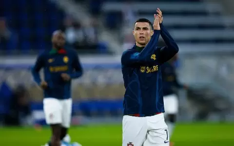 Cristiano Ronaldo marca un doblete en la goleada de Portugal