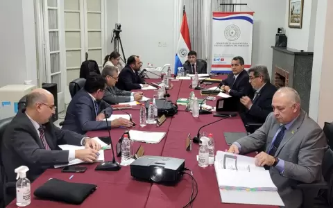 Puja pol�tica impide completar terna para la Corte