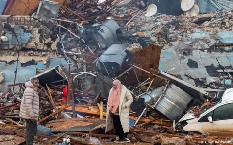 Terremoto en Turqu�a dej� da�os por encima de los 100.000 millones de d�lares