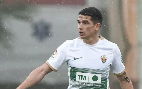 El lateral que son� para Olimpia y ahora fue citado por Scaloni