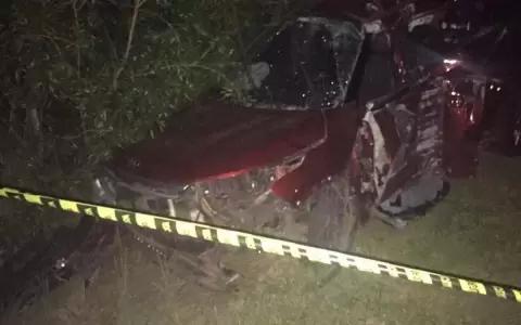 Accidente de tr�nsito: m�dico falleci� y su esposa se encuentra delicada