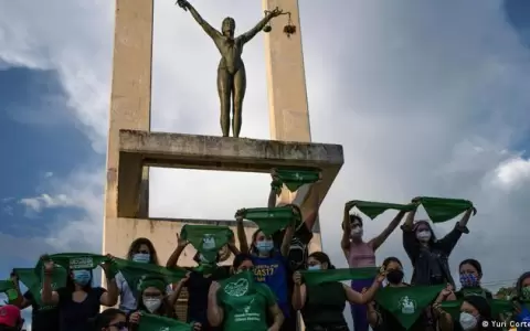 Ernesto Castro: no hay posibilidad de legalizar el aborto en El Salvador