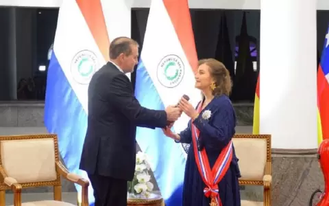Berta Rojas recibi� la Orden Nacional del M�rito en el grado de �Gran Cruz�