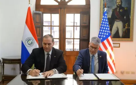 Paraguay y EE. UU. firman acuerdo para mejorar paso en hidrov�a
