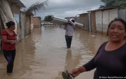 Al menos 59 muertos y m�s de 12.000 damnificados por lluvias en Per�