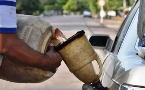 Comercio ilegal de combustible aumenta a 100 millones de litros por mes