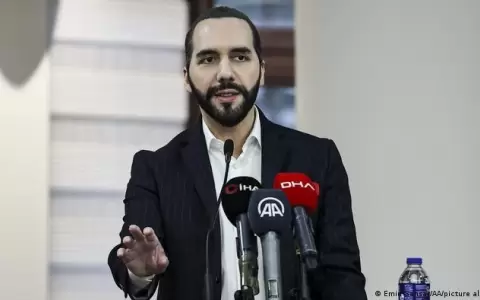 Casi 70 % de salvadore�os apoya reelecci�n de Nayib Bukele