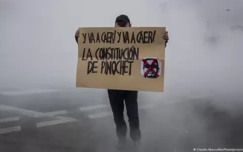 Chile reintenta cambiar la Constituci�n de Pinochet: �la segunda es la vencida?