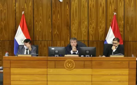 Diputados convocan a sesi�n extra para tratar p�rdida de investidura de quienes habr�an recibido soborno