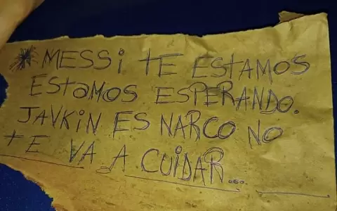 �Messi te estamos esperando�: balearon un supermercado de la familia de Antonela Roccuzzo