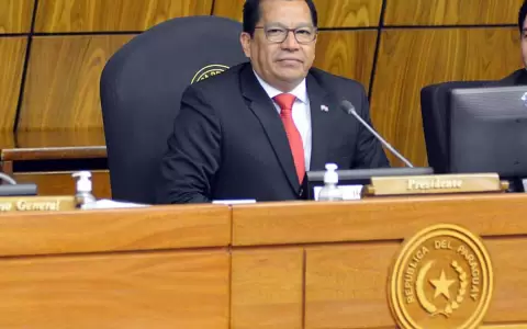 Tesorero de la ANR asegura pago a funcionarios