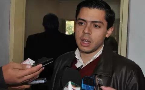 Causa por supuesta malversaci�n en el MOPC contra Alegre "ya prescribi�", dice abogado