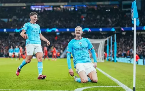 Manchester City golea al Bayern M�nich y pone un pie en semis