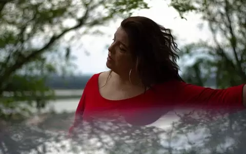 Yenia y tr�o presentan "Canciones del delta� en Jazz Cube