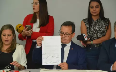Oficializan libelo acusatorio contra Bogar�n: "La justicia no puede seguir mordiendo al ciudadano"